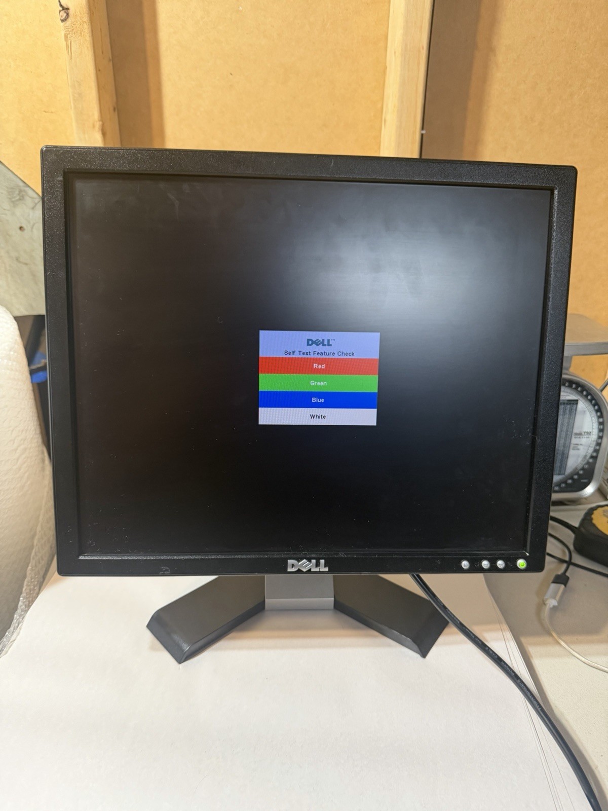 Dell E177FPF LCD Monitor 17” W/Power Cord