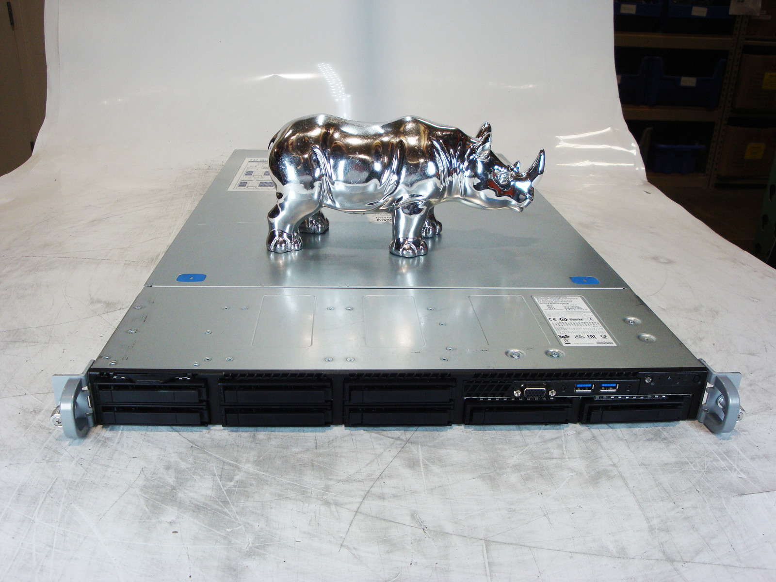 Intel R1208WFTYS 1U SATA 8 x 2.5in S2600WF Server