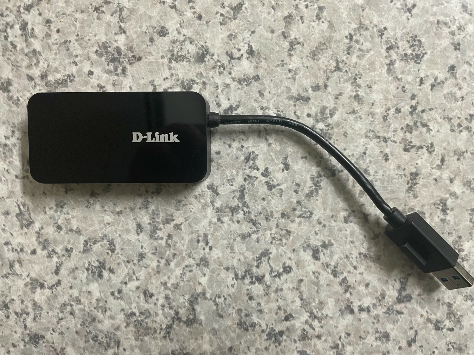 D-Link DUB-1341 5Gbps 4-Port Super Speed USB 3.0 Hub for PC/Mac/Linux