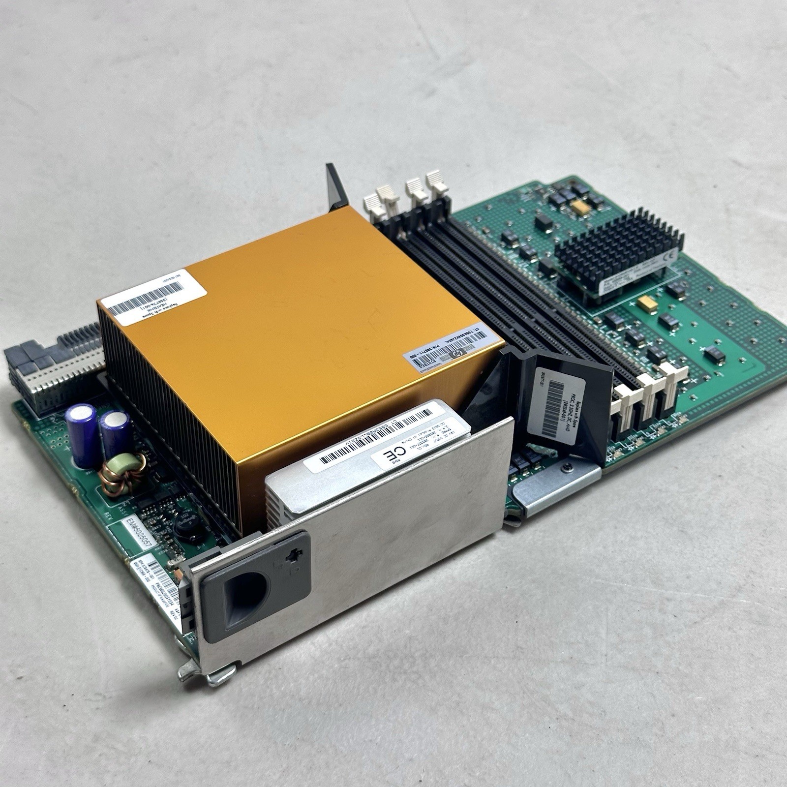 HP 378476-001 Processor & Memory Riser Board with PC3200 & 397844-B21 Processor
