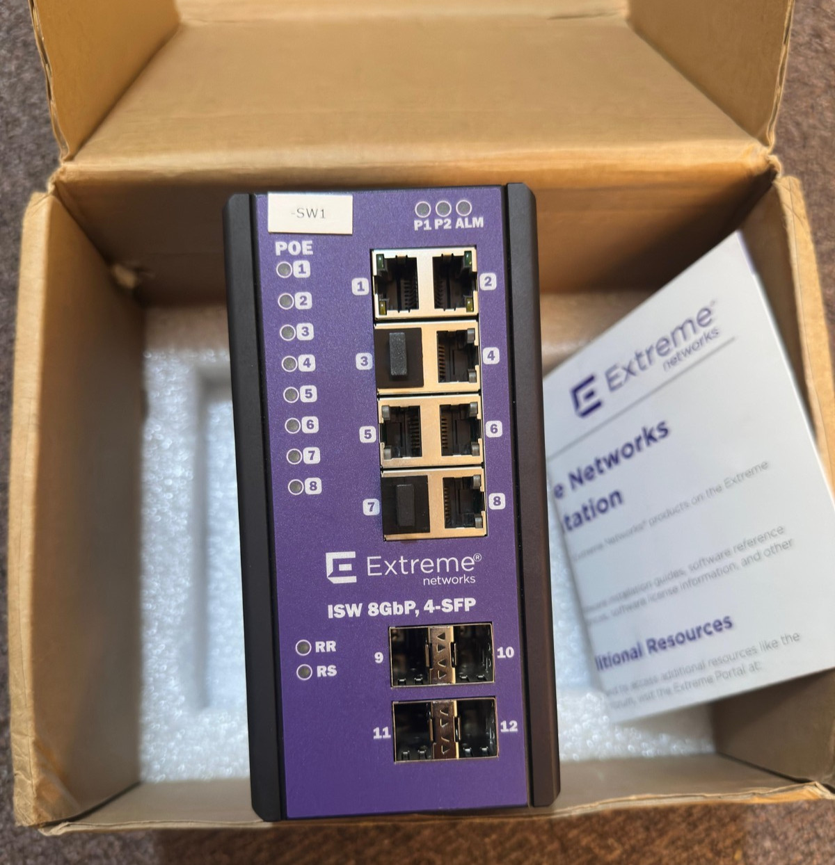 Extreme Networks ISW 8GbP 4-SFP Industrial Ethernet PoE+ Switch 16804