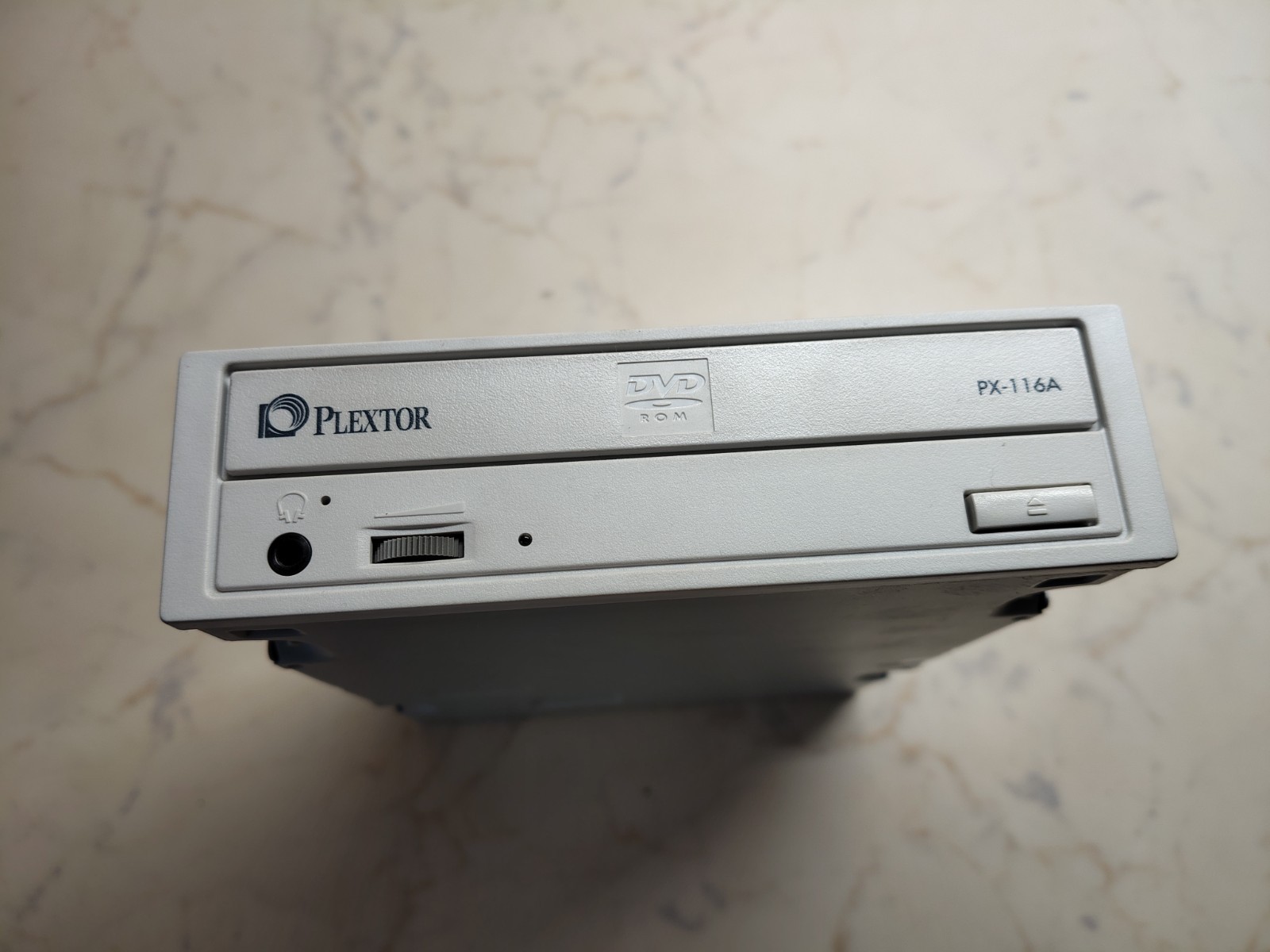 Plextor px116a DVD-ROM Drive