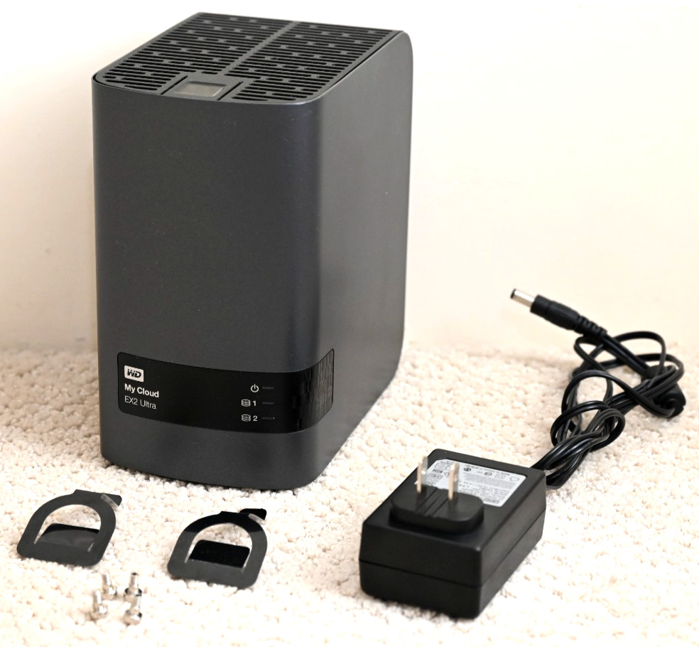 WD My Cloud EX2 Ultra NAS-- Diskless--Case Repaired