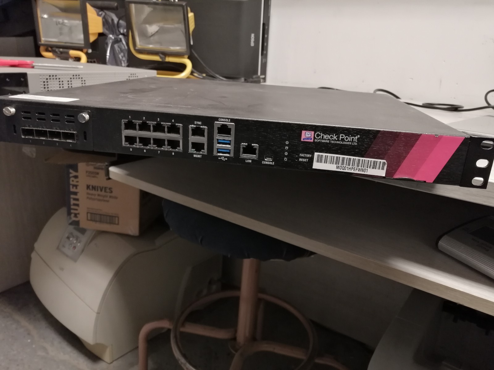 1X CheckPoint PL-10 10-Port +Checkpoint CPAC-4-1F-B No Ram No Disk