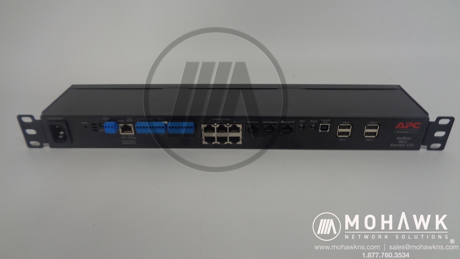 APC Schneider Electric NetBotz Rack Mountable Monitor 570 NBRK0570