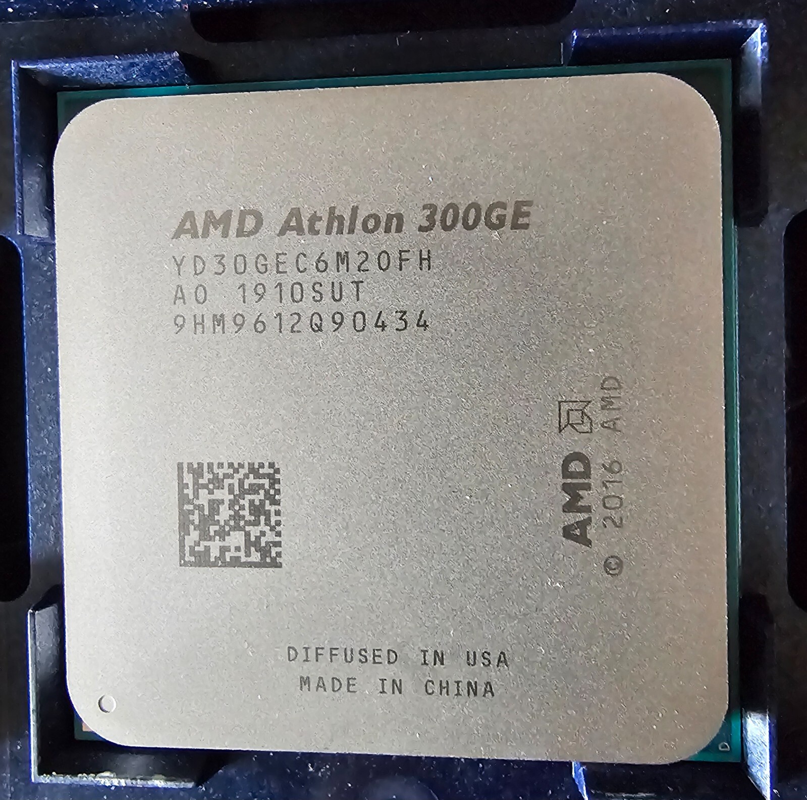 AMD Athlon™ 300GE 3.4 GHz Dual-Core 5MB 35W Socket AM4 Processor YD30GEC6M2OFH