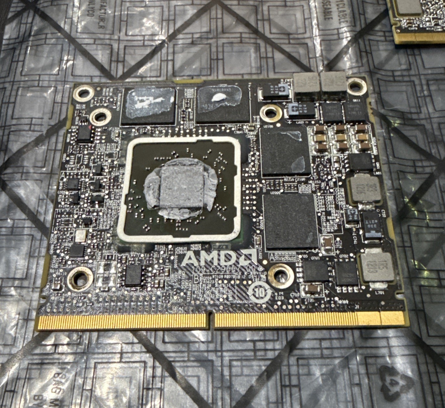 AMD ATI Radeon HD 6750M 512MB graphics card 109-C29557-00 for 2011 Apple iMac
