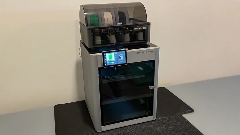 Bambu Lab X1 - Carbon Combo 3D Printer AMS