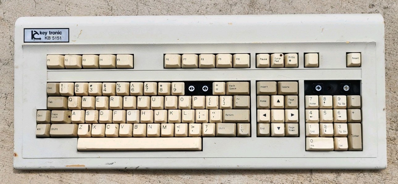 Vintage Key Tronic KB5151 Professional Series Mechanical Clicky Keyboard