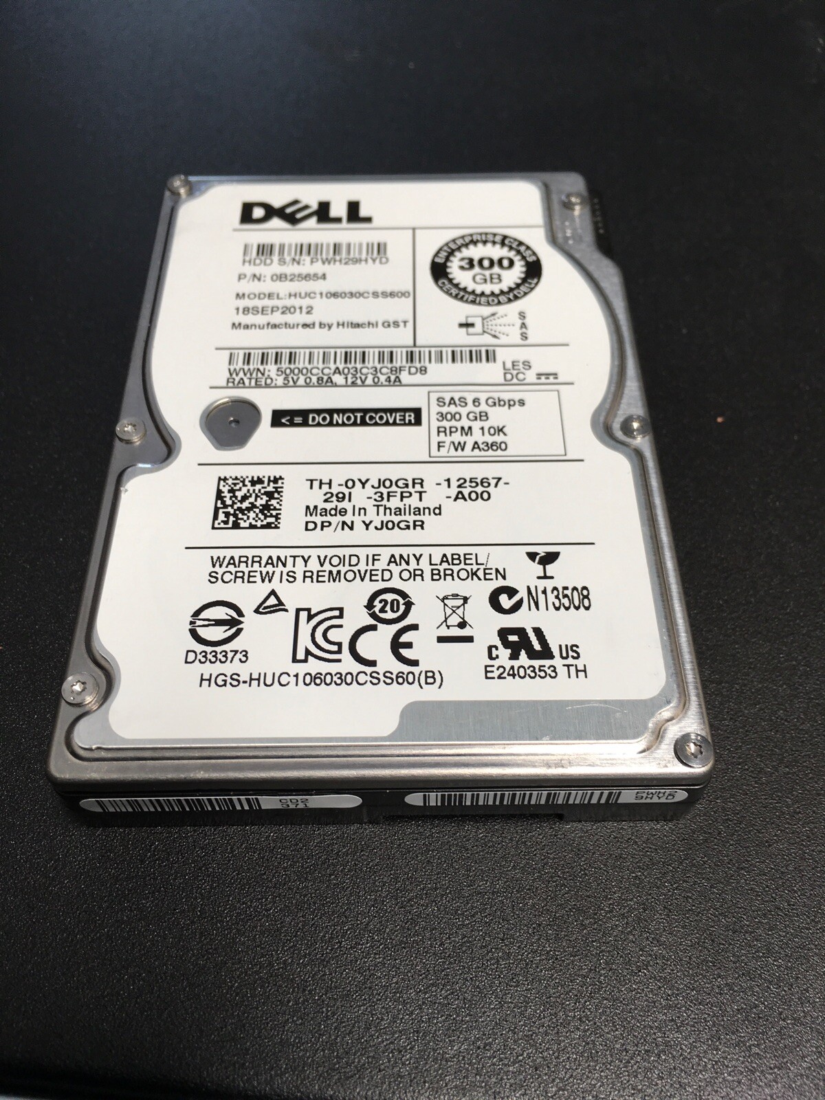 YJ0GR Dell 0YJ0GR 300GB 10K RPM SAS 2.5" Hard Drive W/O Tray 0B25654