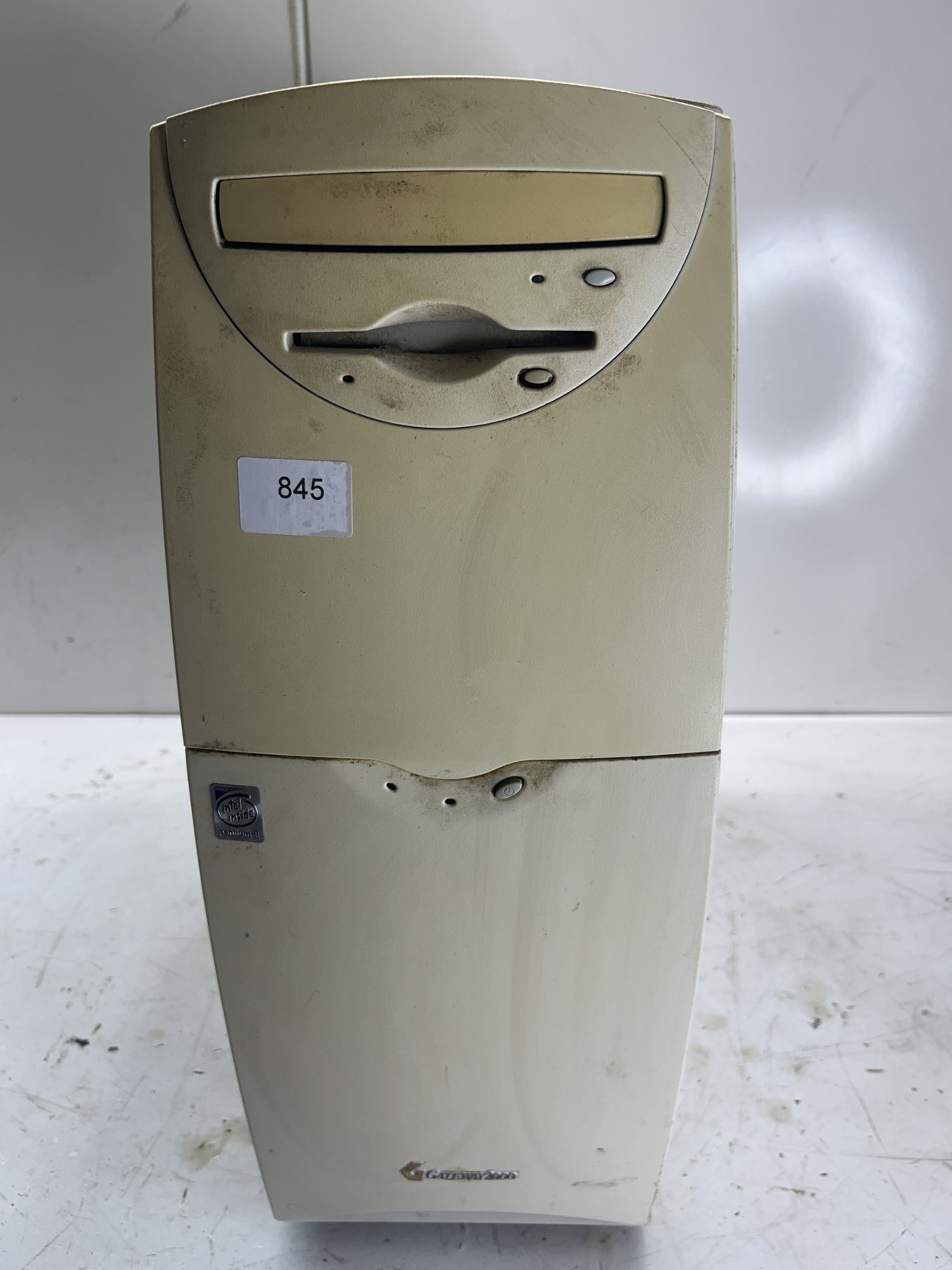 Gateway 2000 GP6-400 Intel Pentium II 400MHz 128MB NO HDD