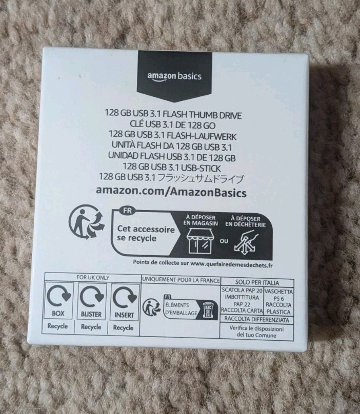 Amazon Basics 128 Ultra Fast USB 3.1 Flash Drive