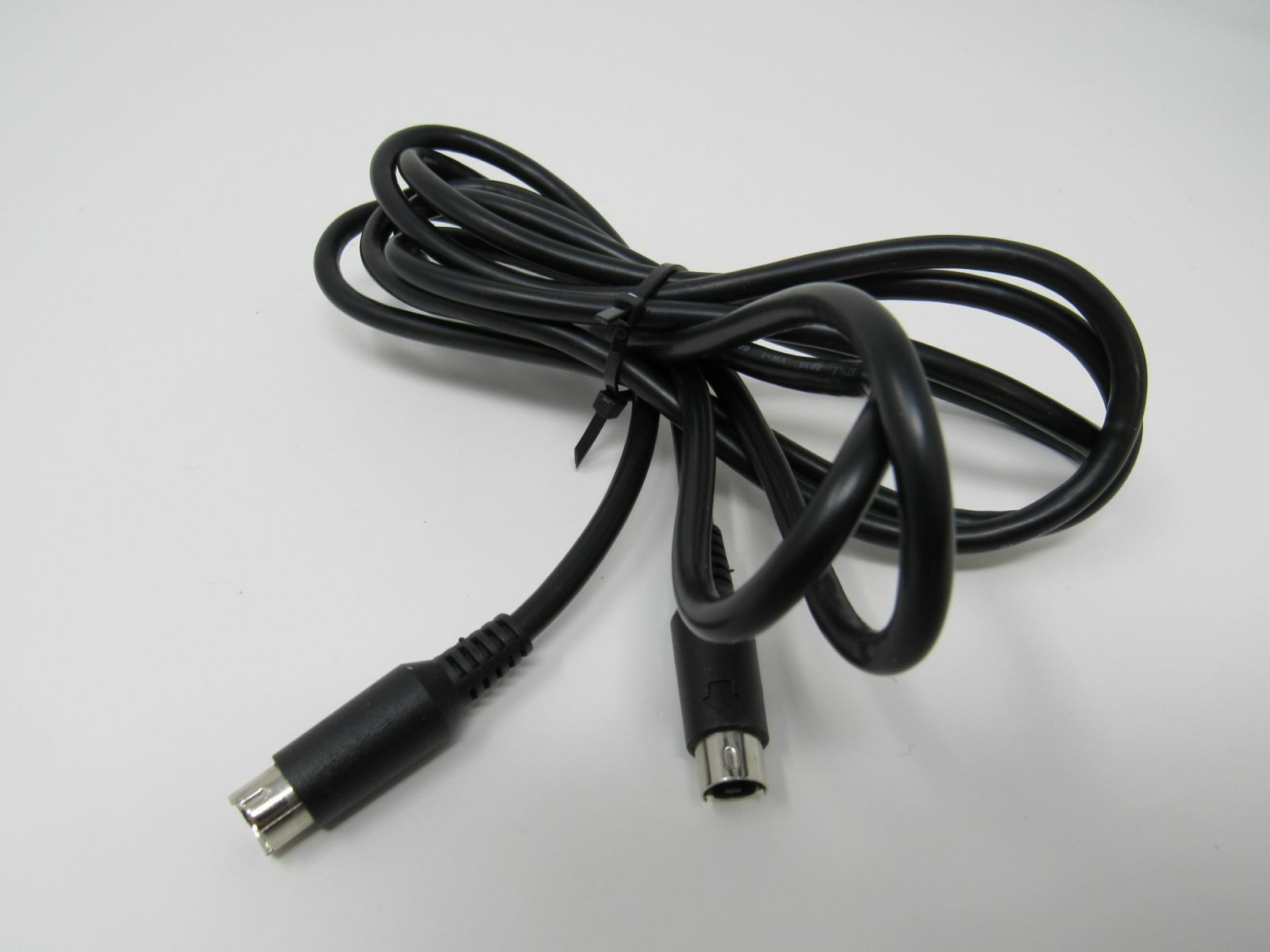 Standard S Video Cable 4 Pin 6 ft Male