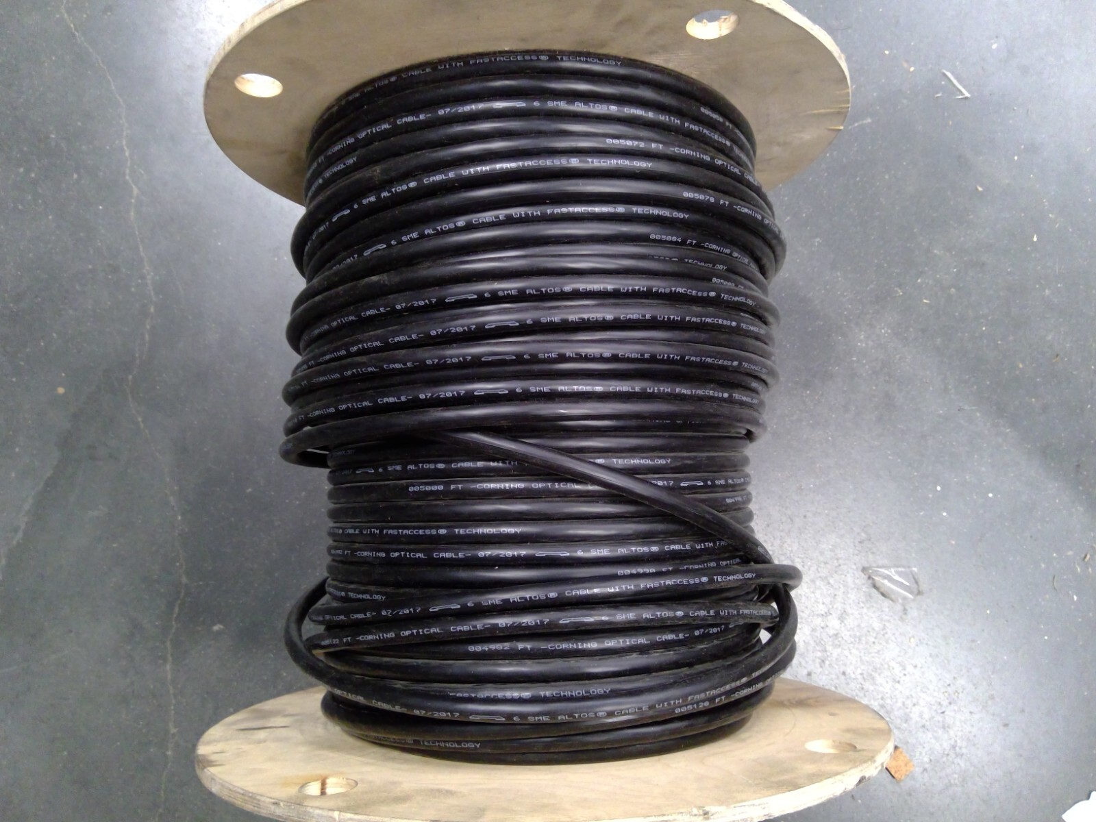 Corning 6 SME Altos Optical Cable, 300ft **Free Shipping**