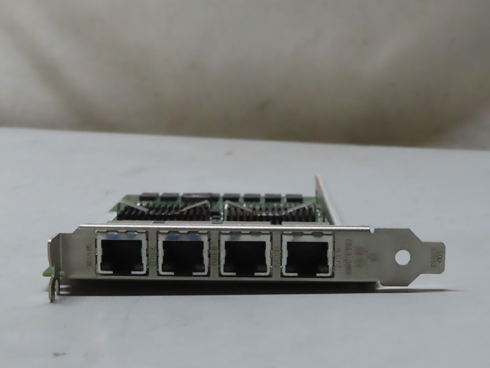 Netapp / Intel PRO/1000 PT Quad Port 10/100/1000 PCI-E NIC X1049A-R6 106-00200