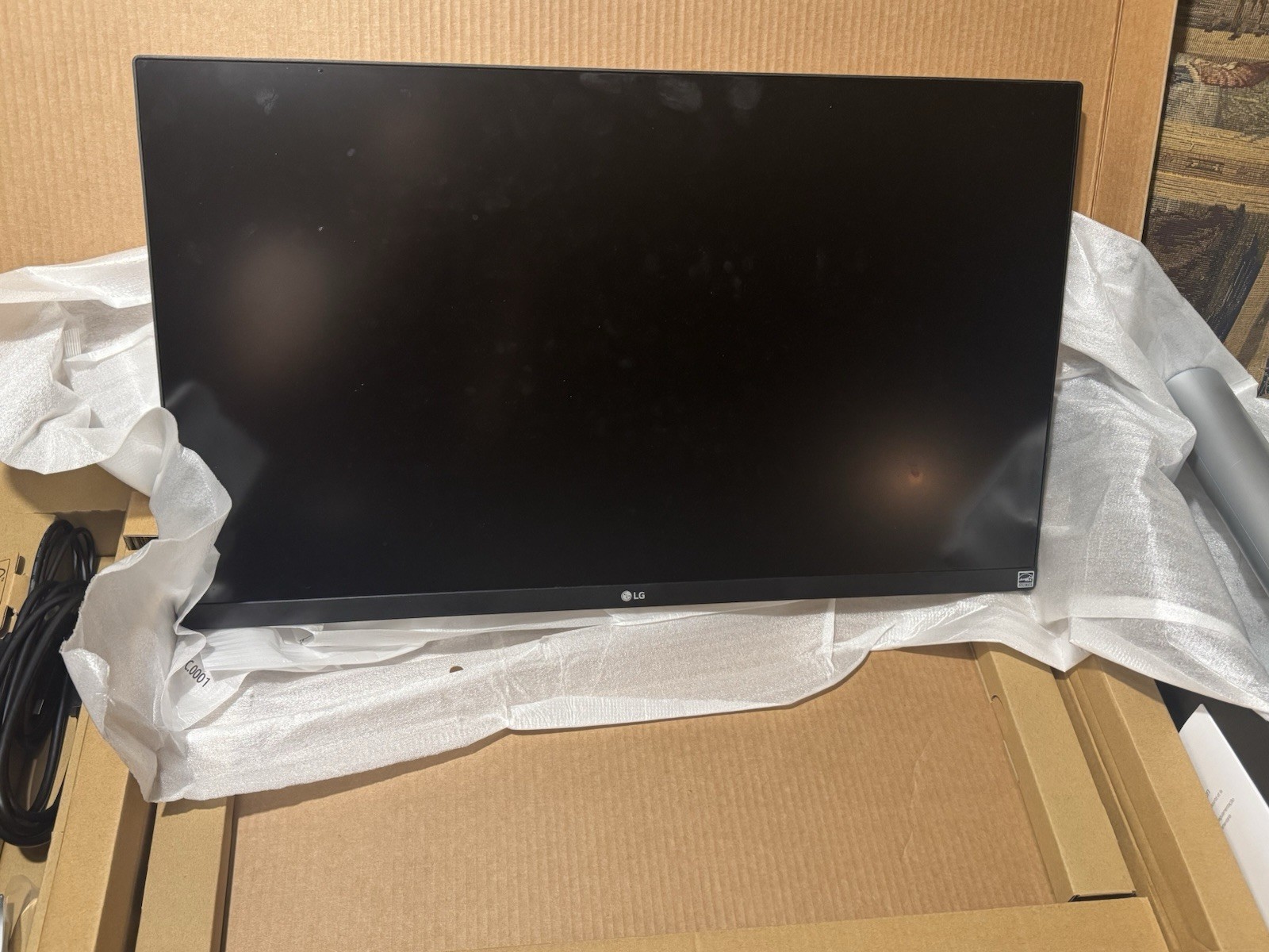 LG Ultrafine 27-Inch Computer Monitor 27UP850N-W, IPS 4K with USB Type-C