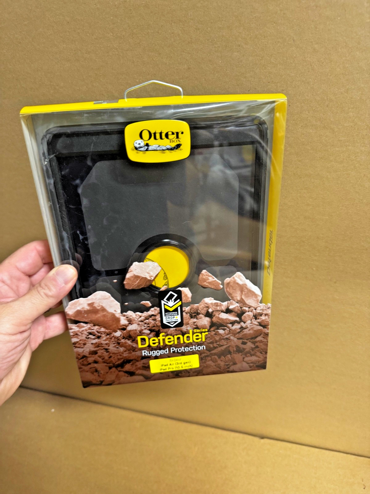OtterBox Defender Series Rugged Case Black for iPad Air 3rd Gen/iPad Pro 10.5
