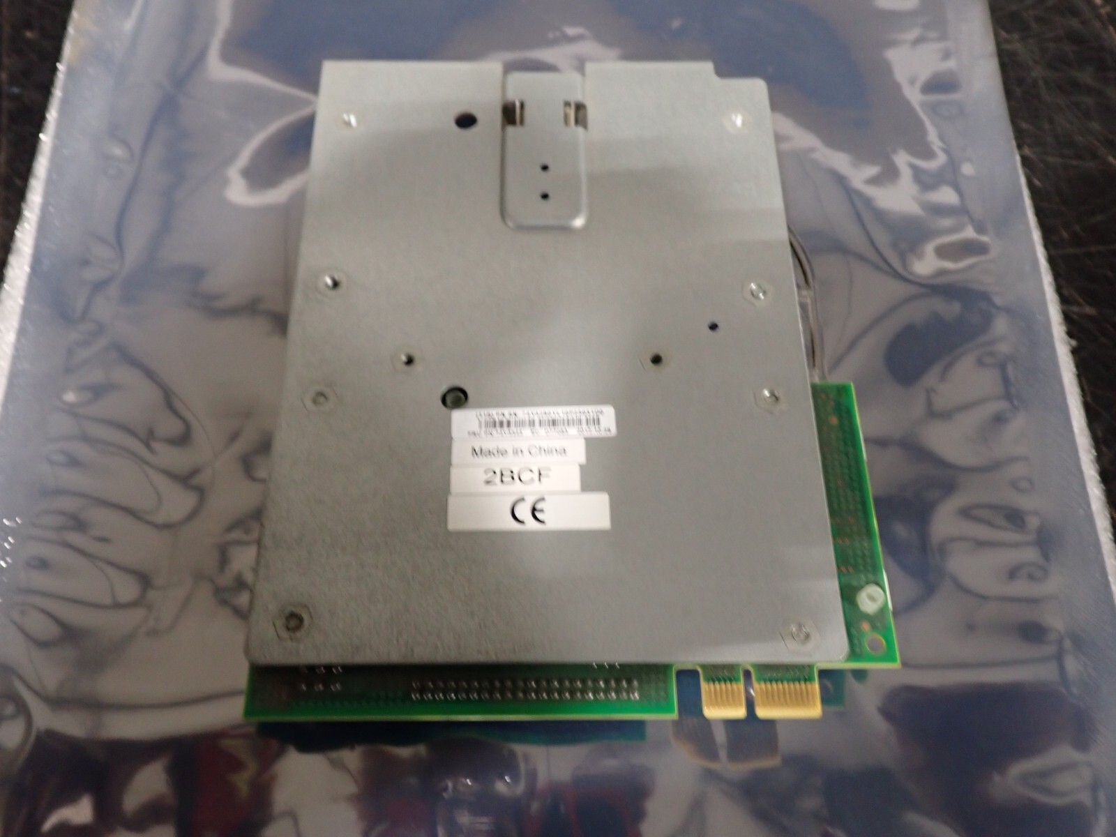 IBM 74Y3343 2BCF Power 720 Internal server RAID Controller w/ Battery 74Y3290