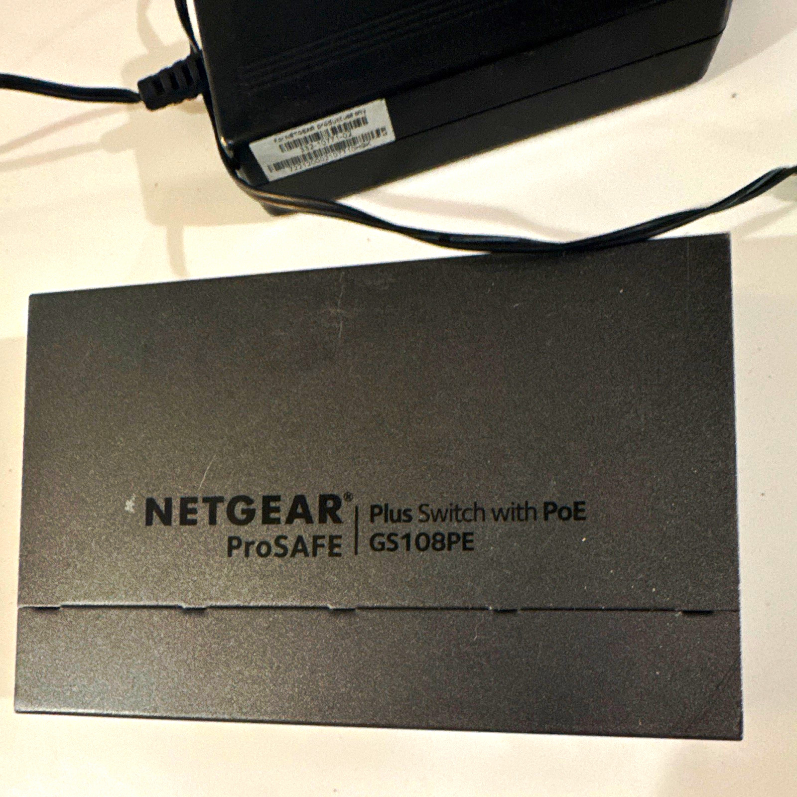 NETGEAR ProSafe GS108PE 8-Port Gigabit RJ-45 Partially Managed L2 PoE Switch