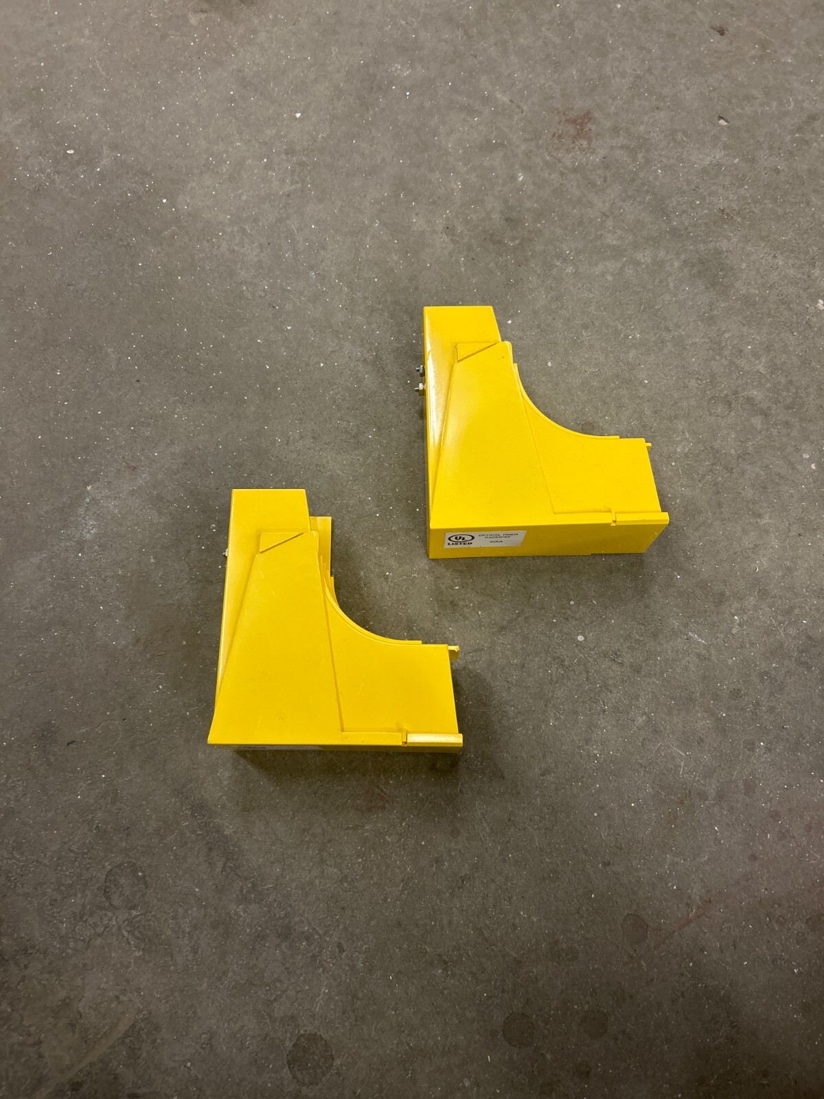 ADC/COMMSCOPE / FIBERGUIDE / FGS-MDSP-C / 2"X2" / EXTENDED DOWNSPOUT