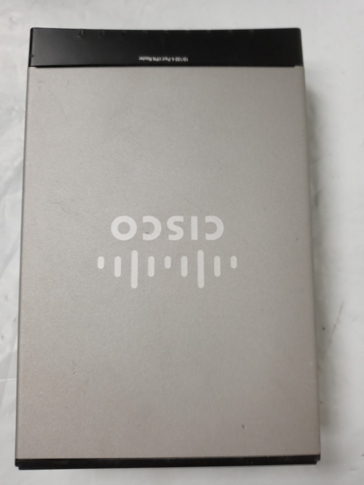 Cisco Small Business RV042 V03 Gigabit WAN Router NO AC ADAPTER