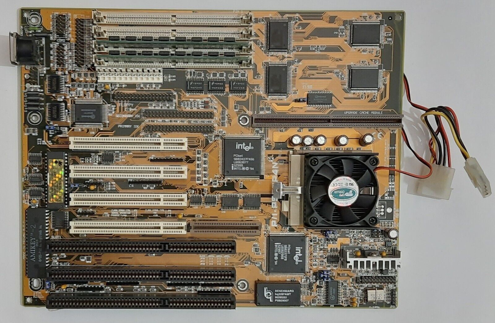 ASUS P/I-P55TP4N Socket 7 ISA Retro Motherboard + Intel Pentium 133MHz + 32MB RAM