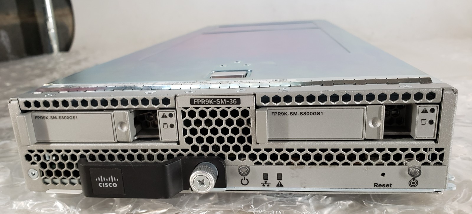 Cisco FirePower FPR9K-SM-36 9000Series Security Module NO RAM w/ 2xProc + 2xSSD
