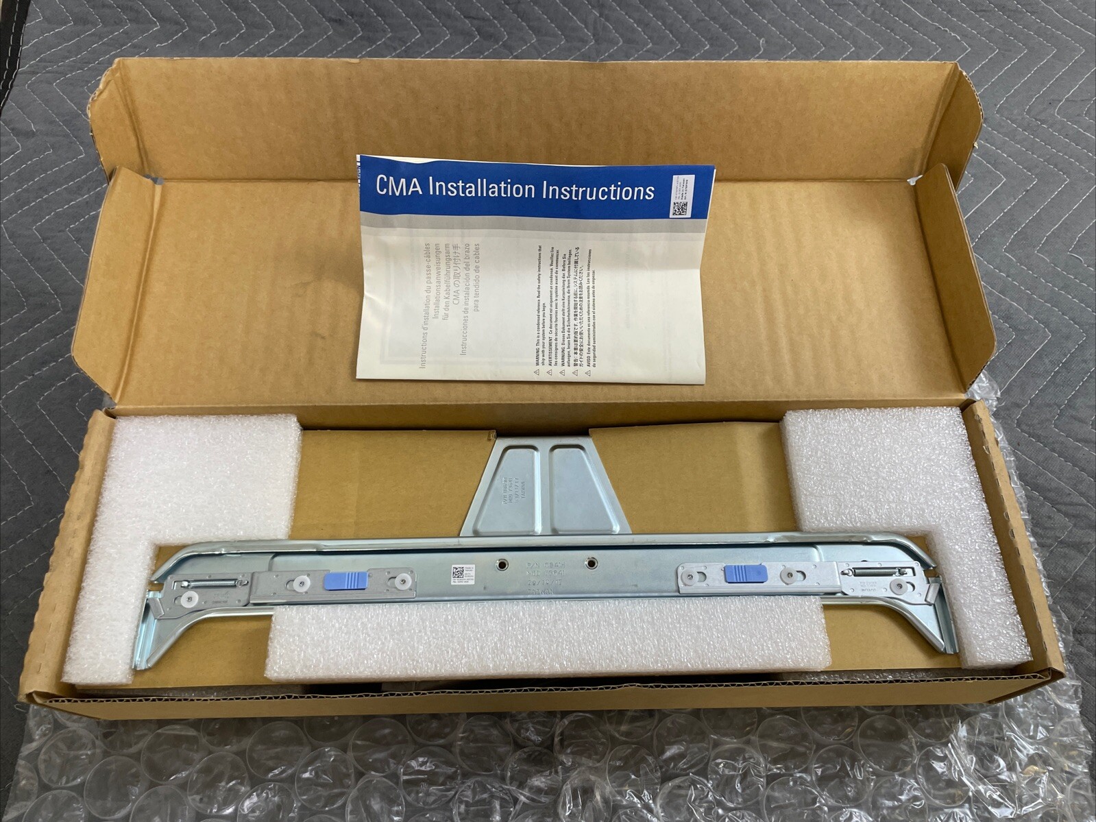 New Genuine DELL DP/N 02J1CF  1U Cable Management Arm Kit