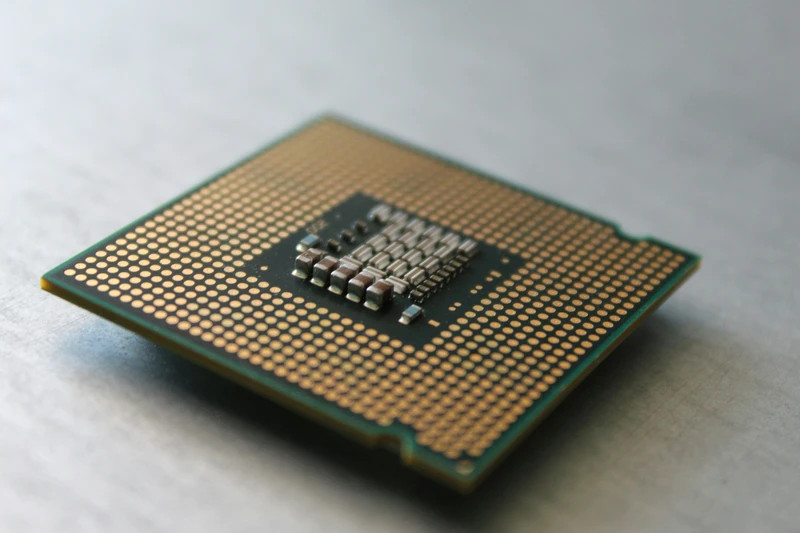 Intel celeron 566/128/66/1.5v sl46t