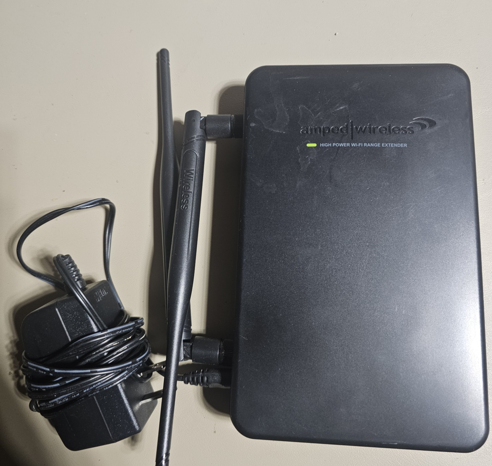 Amped Wireless High Power Wireless-N 600mW Range Extender SR10000/SR10000-CA