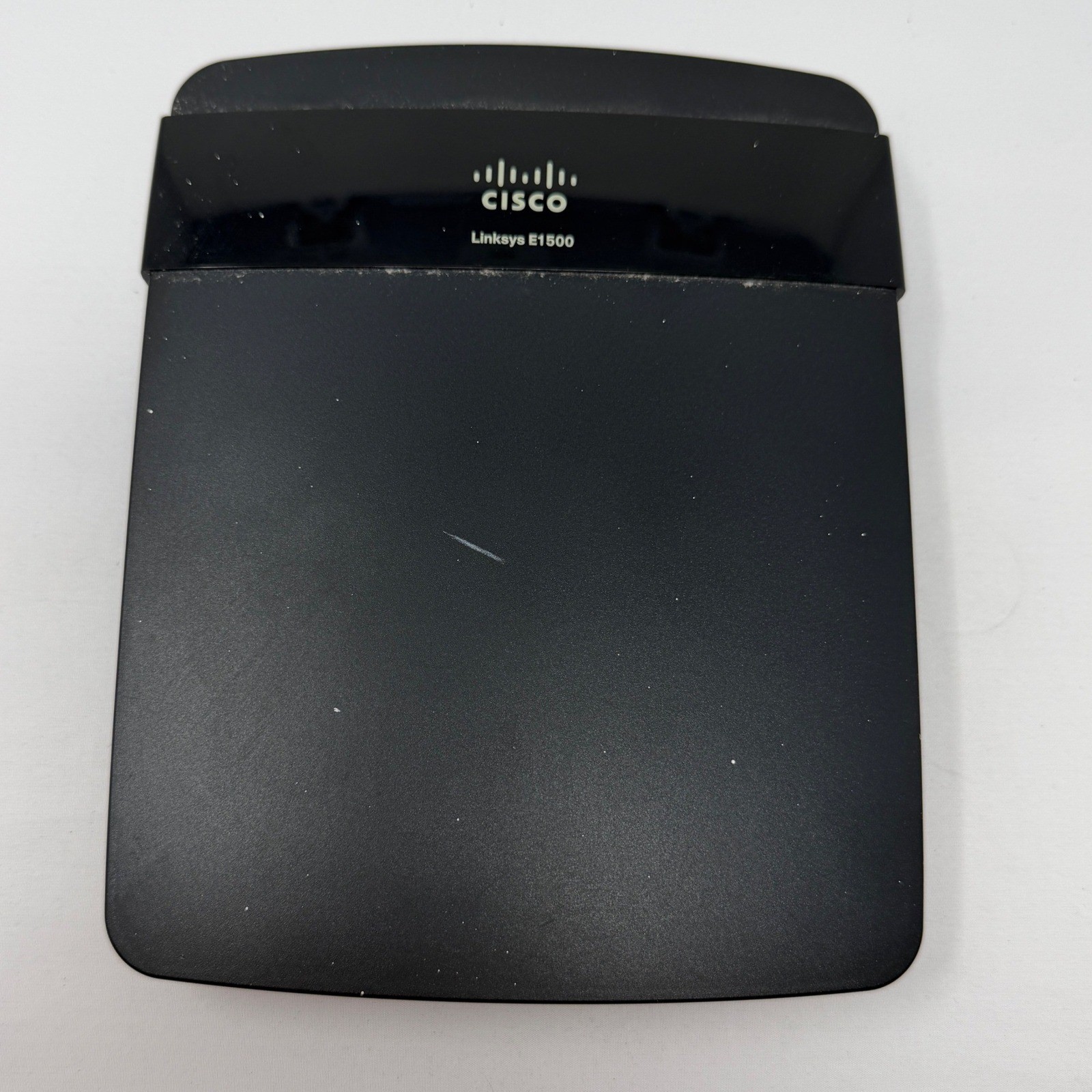 Cisco Linksys E1500 Wireless-N Router Black 300Mbps 4-Port Ethernet Hub WiFi
