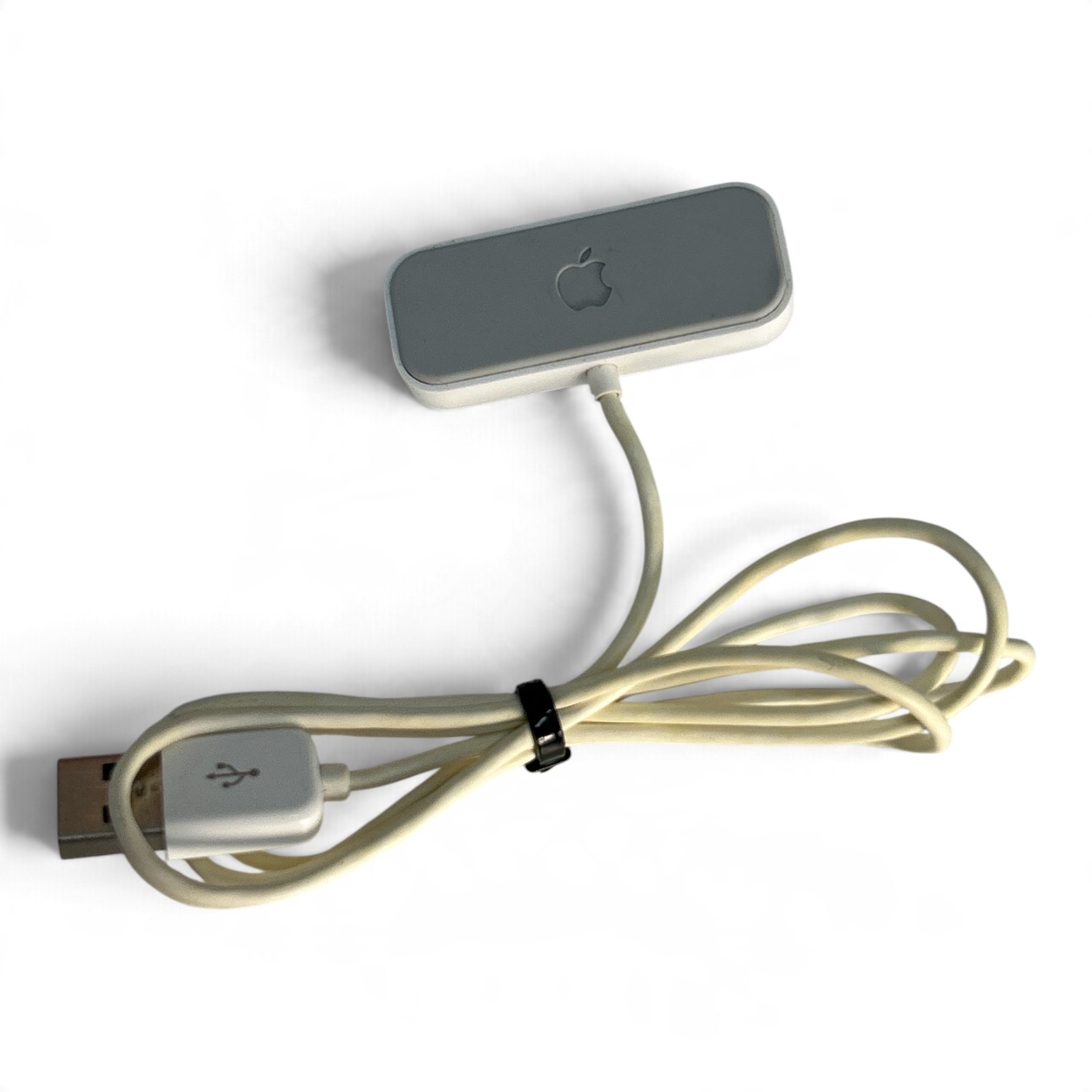Apple Docking Station for iPod Shuffle Second Generation, White Color.