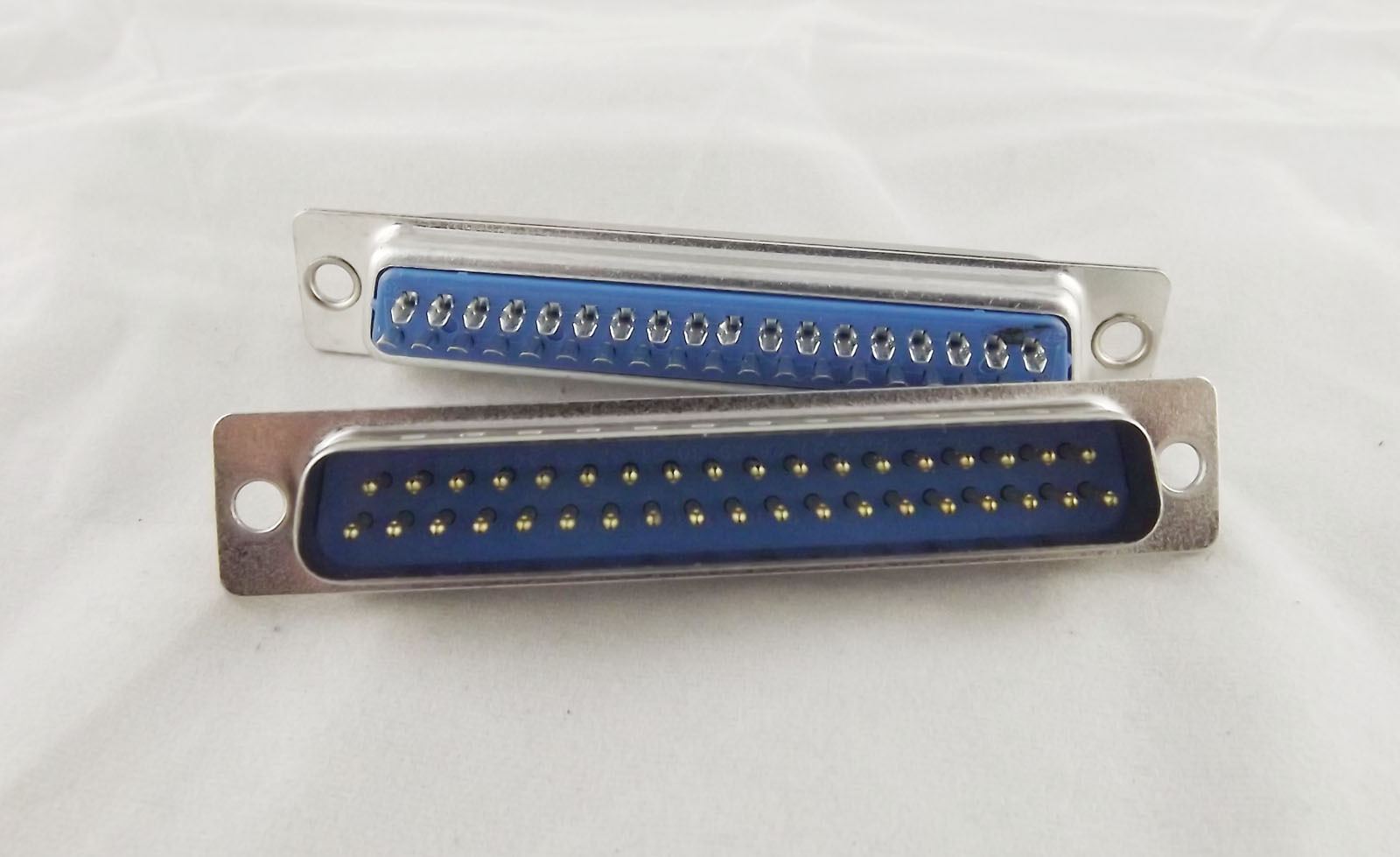 10pcs D-SUB 37 Pin DB37 Male Plug Solder Type Straight Adapter Connector 2 Rows