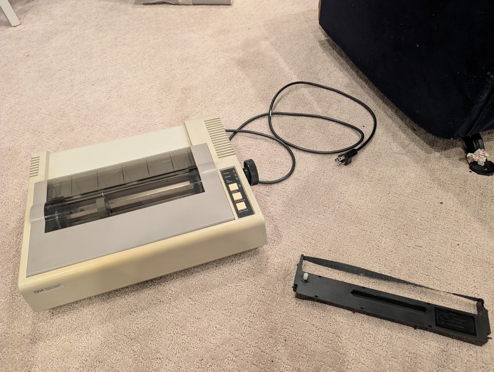 Vintage IBM 5152-002 Dot Matrix Personal Computer Graphics Printer - POWERS ON