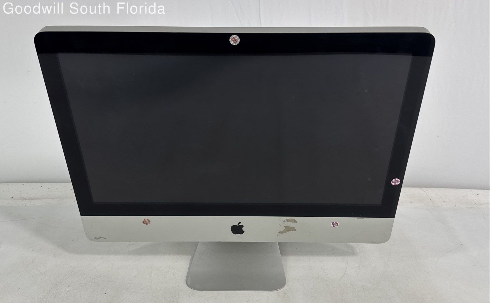 Apple iMac Model No A1311 Silver 21.5-Inch Screen All-in-One Desktop Not Tested