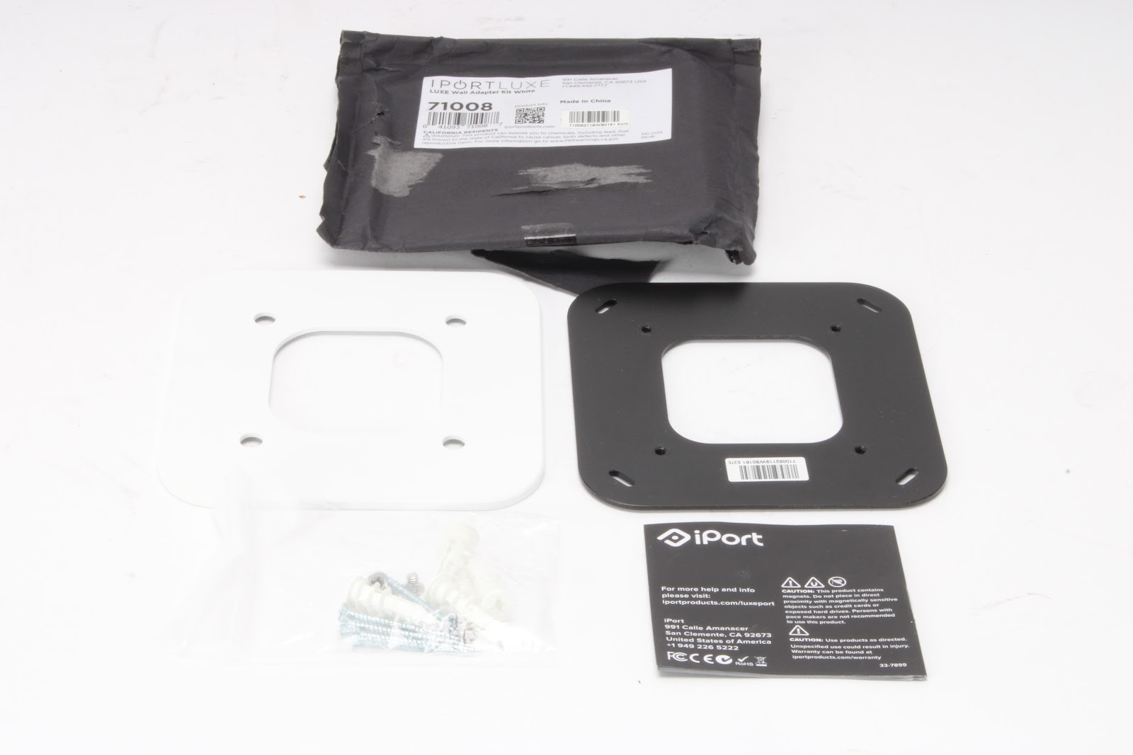 iPort 71008 Luxe Wall Adapter Kit (White) - New Open Box