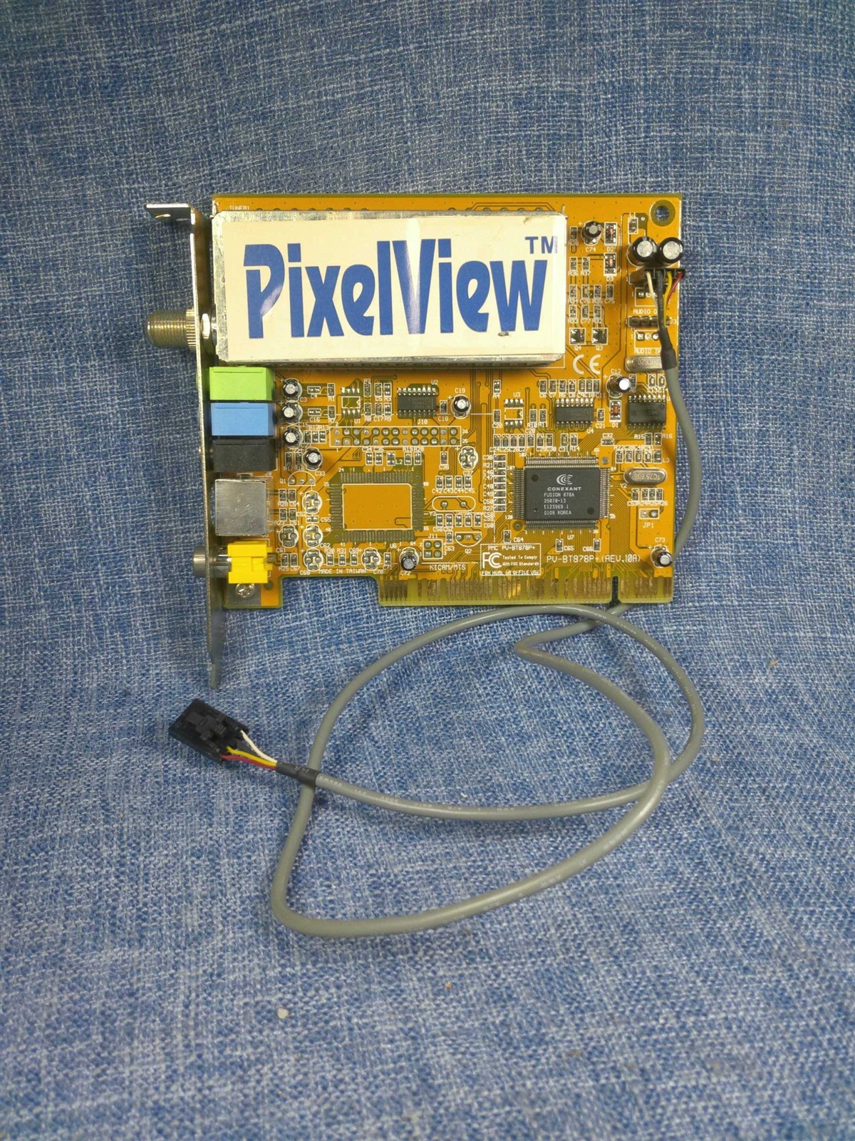 PixelView NTSC PV-BT878P+(FM.RC) AGP Personal Video Recorder TV Master/FM Tuner