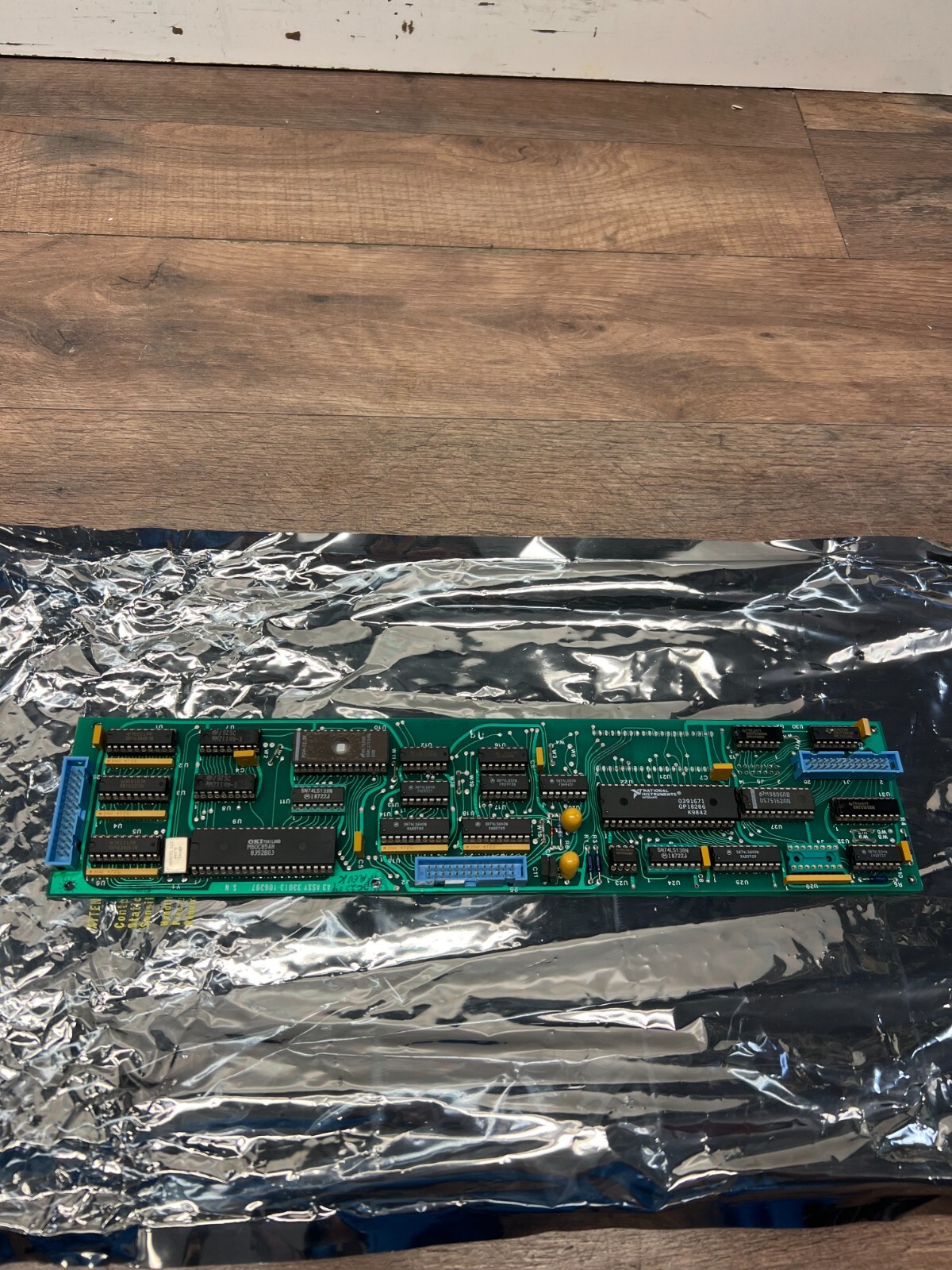 Vintage 8085 microprocessor board