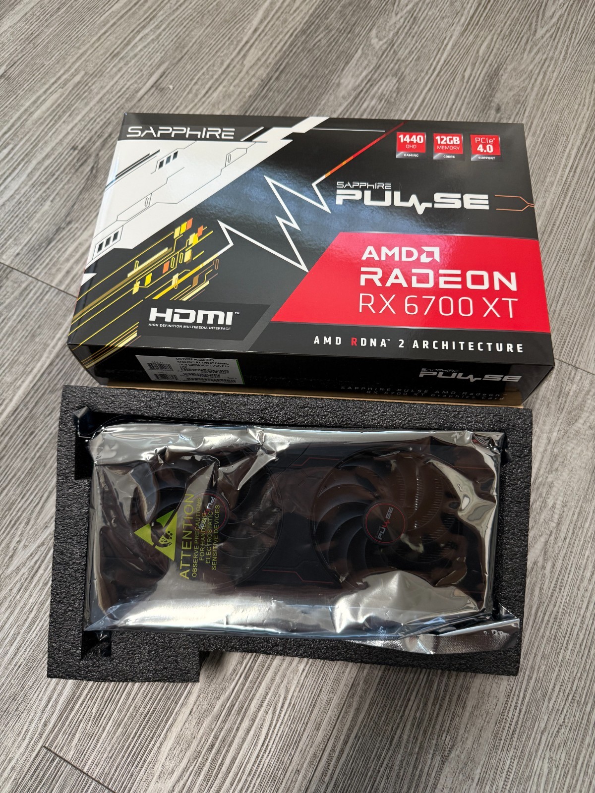Sapphire Pulse Radeon RX 6700 XT 12GB GDDR6 Dual Fan HDMI DisplayPort GPU