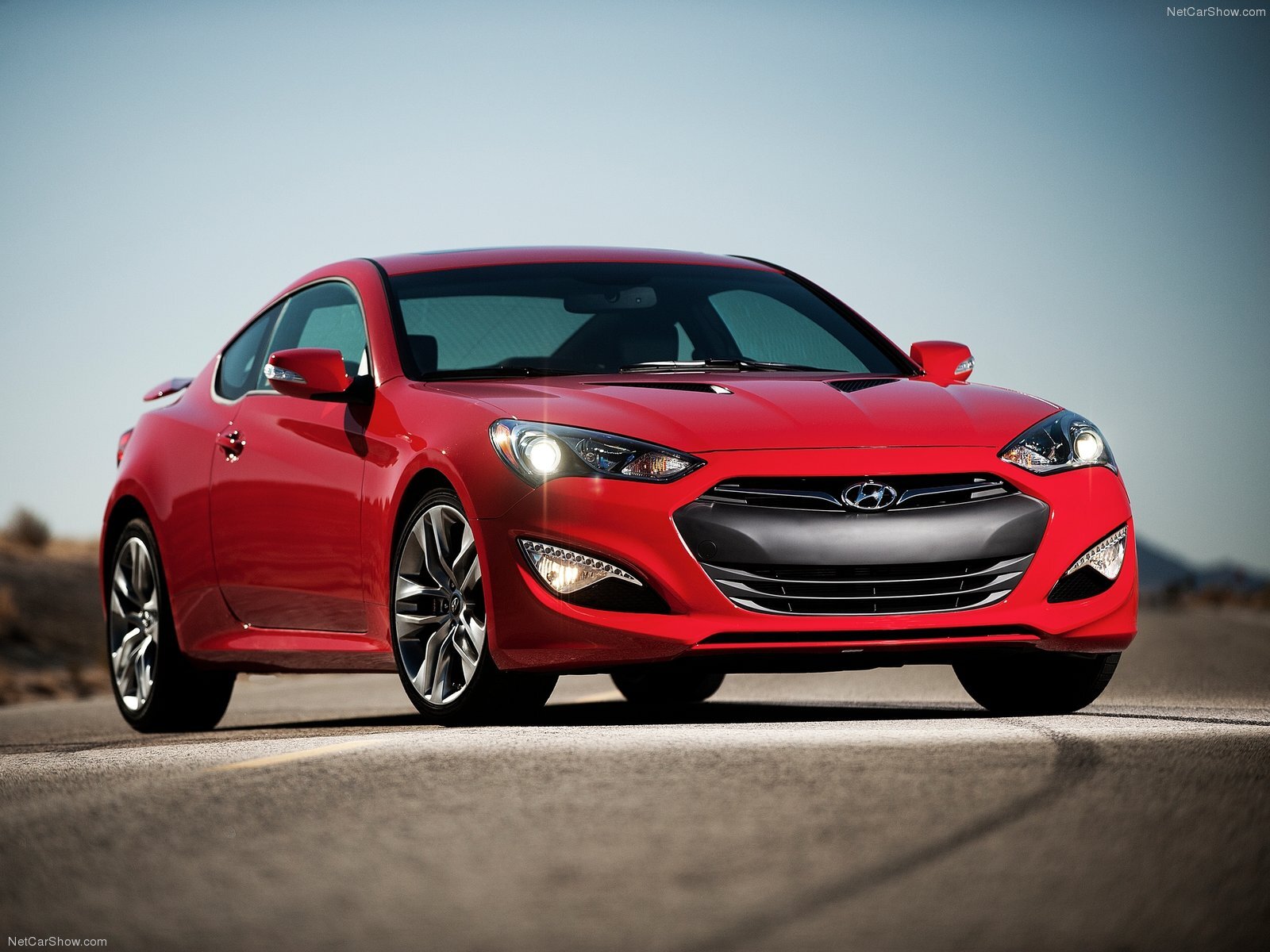 Cars hyundai genesis coupe Desk Mat Stitched