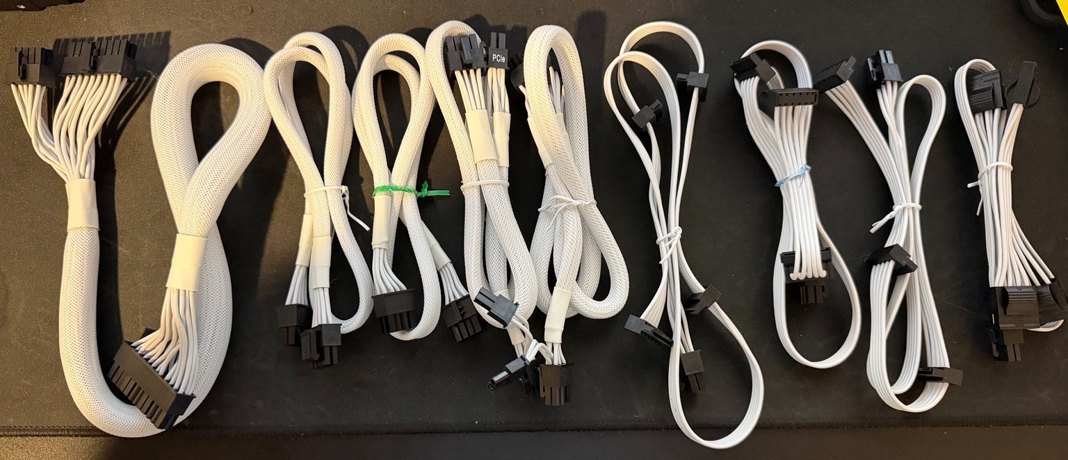 Genuine Corsair RM850 White OEM Type 4 Modular Cable Set - ATX CPU PCIe SATA