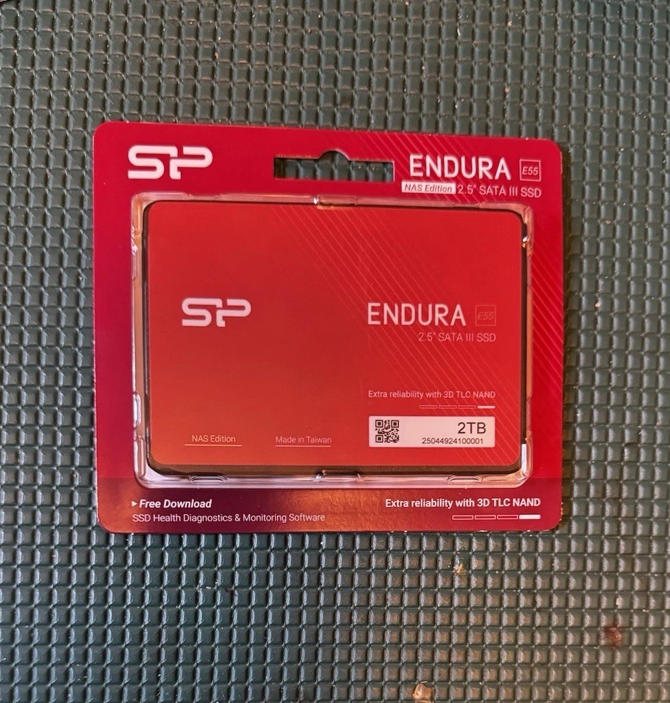 Silicon Power E55 NAS SATA III 6Gb/s 2.5-inch Internal Solid State Drive 2TB