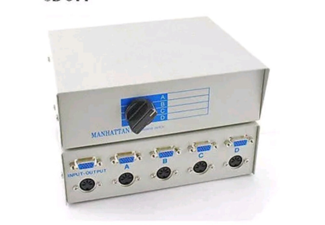 Manhattan 4-Way VGA Monitor + Din-5 Keyboard Switch Box