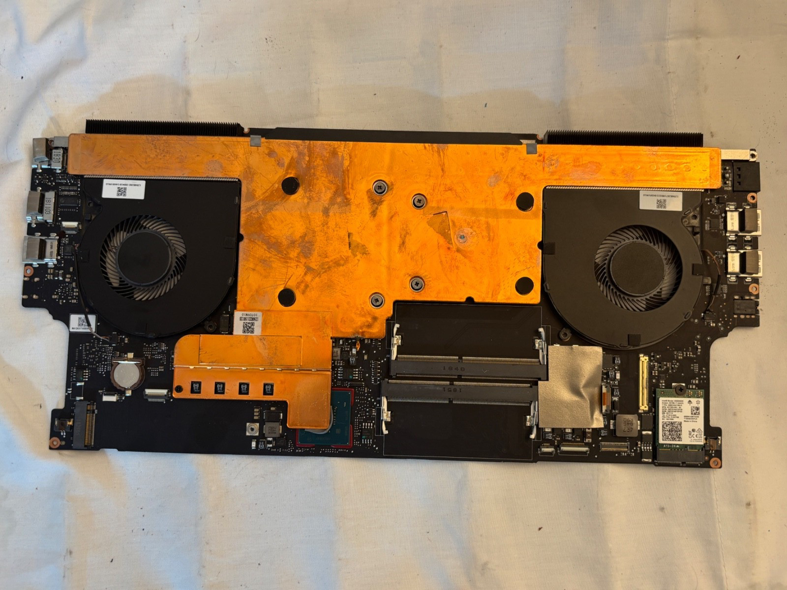 RC05-02840100-0000 Razer Intel i7-8750H RTX 2060 Motherboard RZ09-02886EM2