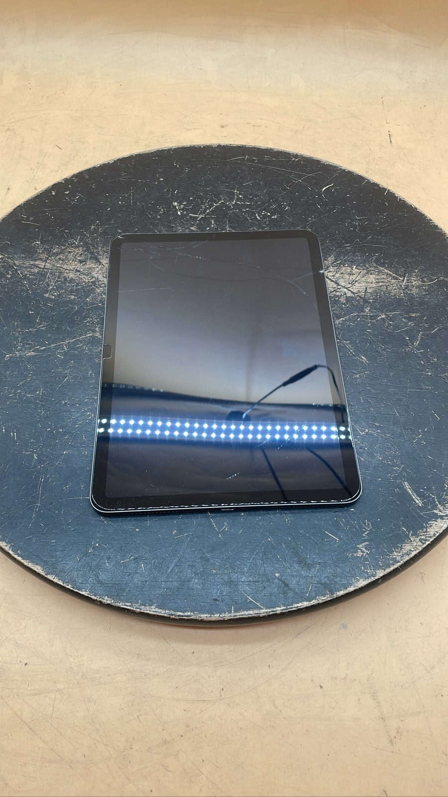 Apple A2316 iPad Air 4th Generation Wi-Fi Tablet Device Unit for Repair