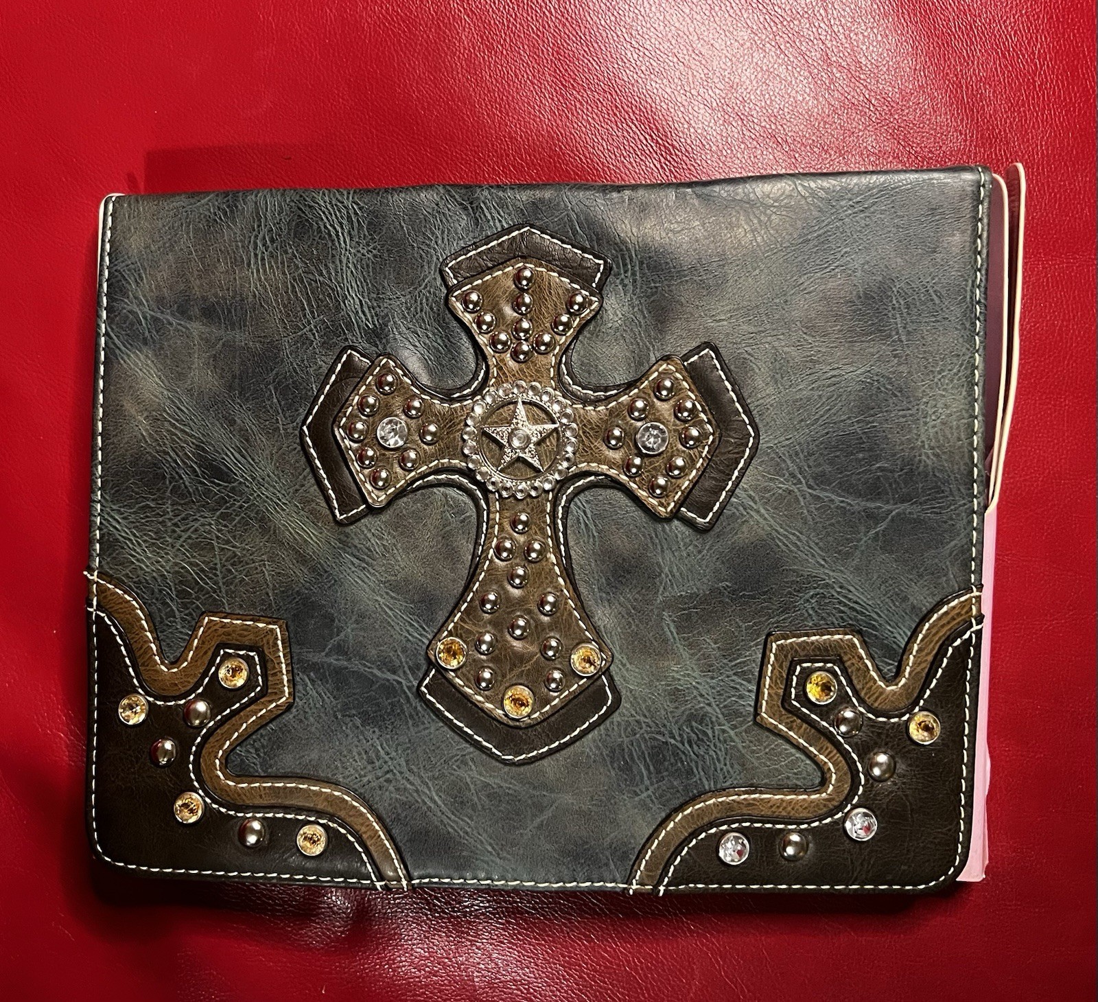 Blazin Roxx Western Rhinestone Cross iPad 2 Case Folio Stand Grey MSRP $49.90
