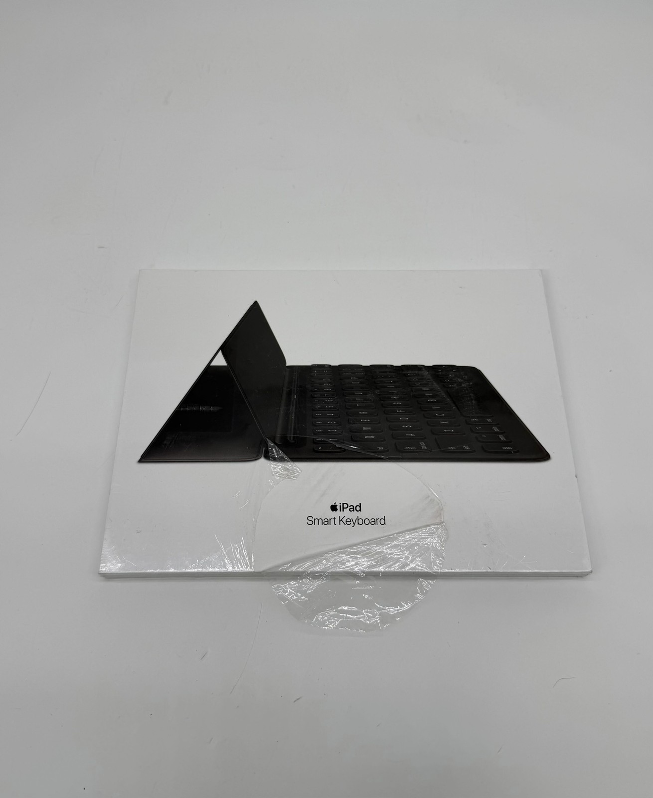 Apple iPad Smart Keyboard MX3L2LL/A - Charcoal - Open Box