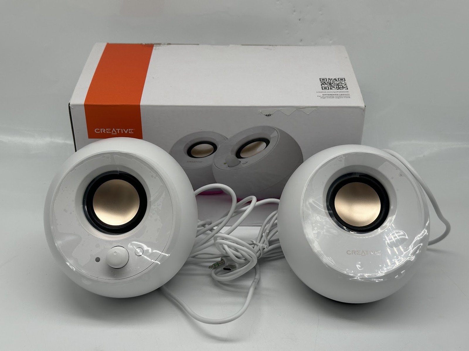 Creative Labs Pebble SE Minimalist 2.0 Channel Computer Speakers - White