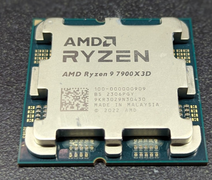 AMD Ryzen 9 7900X3D Desktop Processor 12-Core, 24-Thread
