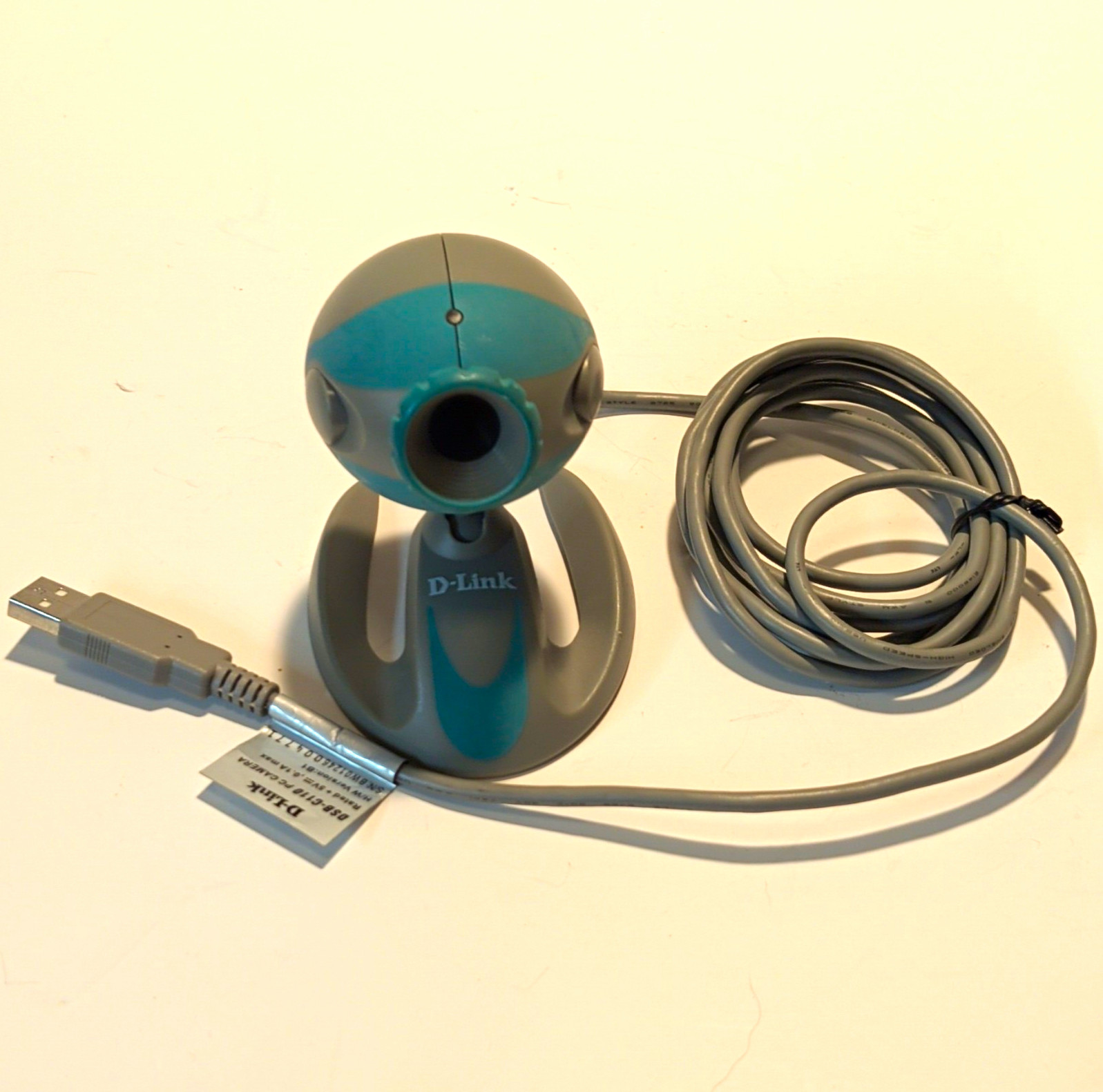 Vintage D-Link DSB-C110 PC Camera USB 1.0/1.1 Webcam Gray/Blue (DSB-C110)